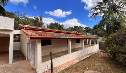 Chácara para alugar em VIVENDA de 2200.00m² com 3 Quartos, 1 Suite e 4 Garagens
