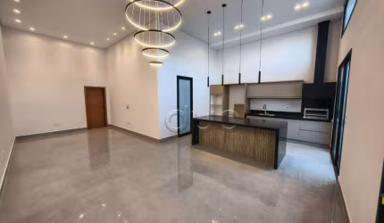 Casa de Condomínio para alugar em Água Branca de 187.00m² com 3 Quartos, 1 Suite e 2 Garagens