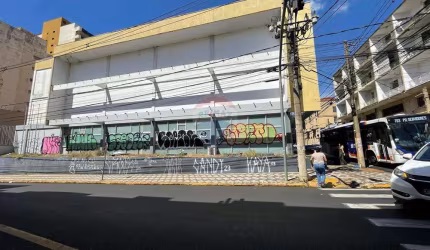Prédio Comercial para alugar em Centro de 1382.00m²