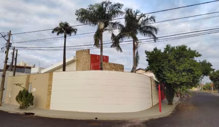 Casa para venda em Jardim Morumbi de 231.00m² com 3 Quartos, 1 Suite e 4 Garagens
