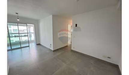 Apartamento para alugar em Recreio Dos Bandeirantes de 93.00m² com 3 Quartos, 1 Suite e 2 Garagens