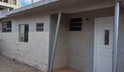 Casa para alugar em São José de 353.00m² com 2 Quartos, 1 Suite e 1 Garagem