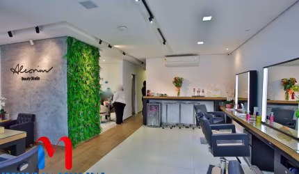 Sala Comercial para venda em Jardim Do Mar de 288.00m² com 4 Garagens