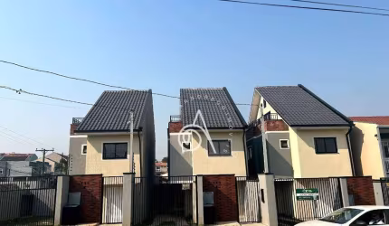 Sobrado para venda em Xaxim de 118.00m² com 3 Quartos, 1 Suite e 2 Garagens