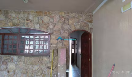 Casa para venda em Tulipas de 108.00m² com 3 Quartos, 1 Suite e 2 Garagens