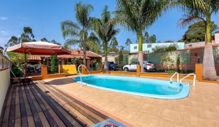 Chácara para venda em Caxambu de 290.00m² com 3 Quartos, 1 Suite e 8 Garagens