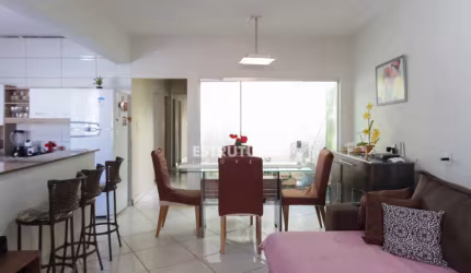 Casa para venda em Jardim Dona Regina Picelli de 150.00m² com 3 Quartos, 1 Suite e 1 Garagem