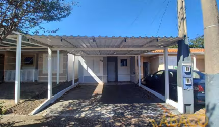 Casa para alugar em Jardim Ipanema de 55.00m² com 2 Quartos e 2 Garagens