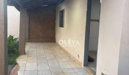 Casa para venda e aluguel em Jardim Santo Antônio de 100.00m² com 2 Quartos e 4 Garagens