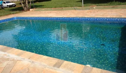 Fazenda / Sítio para venda em Chácara Das Flores de 400.00m² com 5 Quartos e 2 Suites