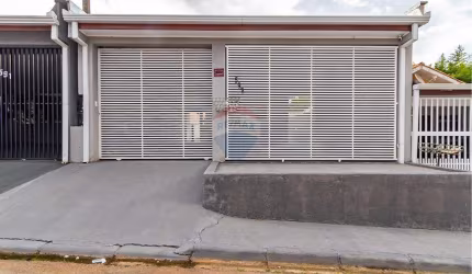 Casa para venda em Estados de 40.00m² com 2 Quartos e 2 Garagens