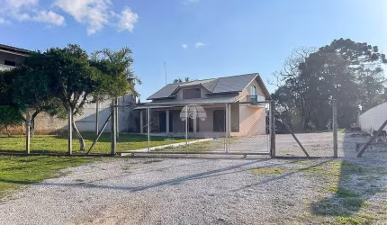 Casa para venda em Roseira de 180.00m² com 3 Quartos