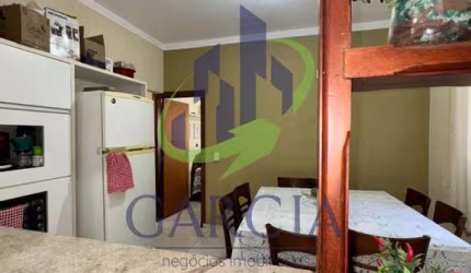 Casa para venda em Parque Dos Eucaliptos de 200.00m² com 2 Quartos e 2 Garagens