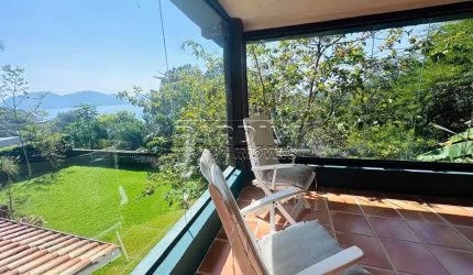 Casa para venda em Praia Do Pulso de 263.00m² com 4 Quartos, 2 Suites e 6 Garagens