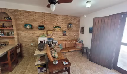 Casa para venda em Praia Do Lázaro de 74.76m² com 2 Quartos e 2 Garagens