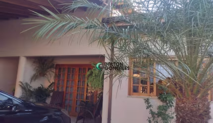 Casa para venda em Jardim Bela Vista de 190.00m² com 3 Quartos, 2 Suites e 2 Garagens