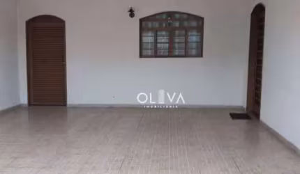 Casa para venda em Parque Industrial de 150.00m² com 3 Quartos e 2 Garagens