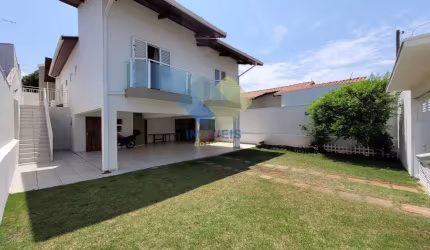 Casa para venda em Jardim Cambuí de 203.00m² com 3 Quartos, 1 Suite e 6 Garagens