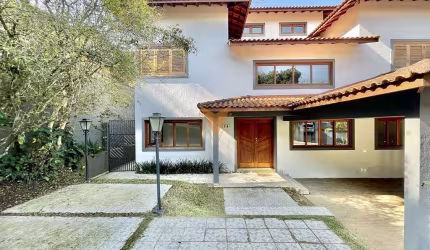 Casa para venda e aluguel em Aldeia Da Fazendinha de 311.97m² com 5 Quartos, 2 Suites e 3 Garagens