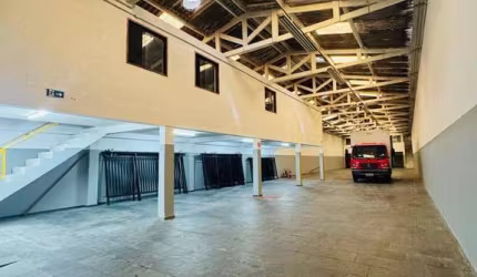 Galpão / Depósito / Armazém para alugar em Santa Maria de 500.00m²