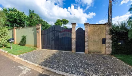 Chácara para venda em Jardim Maria Rosa de 321.00m² com 2 Quartos, 1 Suite e 10 Garagens