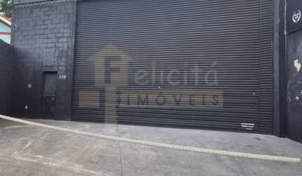 Galpão / Depósito / Armazém para alugar em Centro de 500.00m² com 4 Garagens