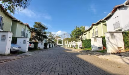Casa de Condomínio para venda em Cotia de 71.00m² com 2 Quartos e 1 Garagem