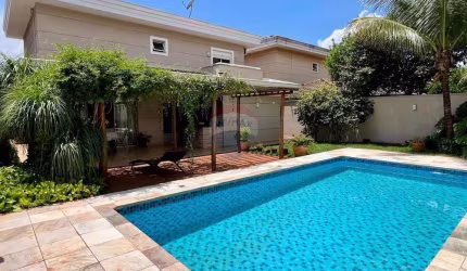 Casa para venda em Vila Do Golf de 269.00m² com 4 Quartos, 4 Suites e 4 Garagens
