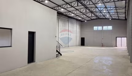 Galpão / Depósito / Armazém para alugar em Jardim Santa Efigênia de 417.00m² com 3 Garagens