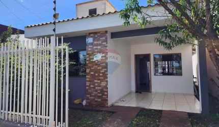 Casa para venda em Jardim Panorama de 70.00m² com 2 Quartos, 1 Suite e 2 Garagens