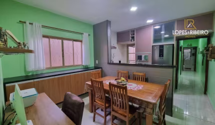 Casa para venda em Jardim Ouro Verde de 100.00m² com 2 Quartos, 1 Suite e 2 Garagens