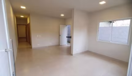 Casa para venda em Jardim Europa de 150.00m² com 2 Quartos, 1 Suite e 2 Garagens