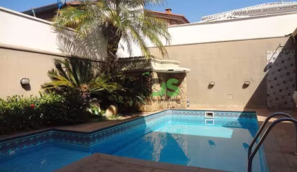Casa para alugar em Granja Olga Iii de 355.00m² com 3 Quartos, 1 Suite e 4 Garagens