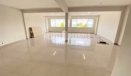 Sala Comercial para alugar em Vila São Luís de 220.00m²