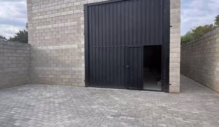 Galpão / Depósito / Armazém para venda e aluguel em Além Ponte de 127.00m² com 20 Garagens