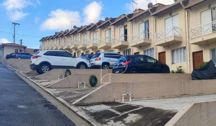 Casa de Condomínio para venda em Granja Viana de 75.00m² com 2 Quartos, 2 Suites e 2 Garagens