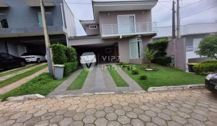 Casa para venda em Vila Domingues de 324.00m² com 3 Quartos, 3 Suites e 4 Garagens