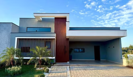 Casa de Condomínio para venda em Colinas de Indaiatuba de 178.00m² com 3 Quartos, 3 Suites e 4 Garagens