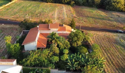 Casa para venda em Brodowski de 312.00m² com 4 Quartos e 2 Suites