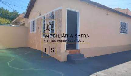 Casa para venda em São Francisco de 215.00m² com 3 Quartos e 3 Garagens