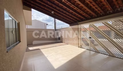 Casa para venda em Residencial Itamarati de 250.00m² com 3 Quartos, 1 Suite e 3 Garagens