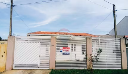 Casa para venda em Iguaçu de 139.00m² com 2 Quartos e 4 Garagens