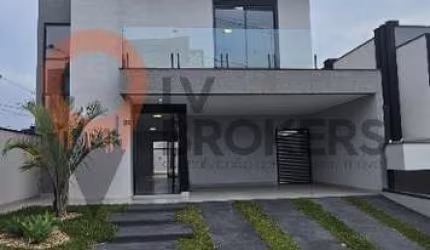 Casa para venda em Cézar De Souza de 280.00m² com 3 Quartos, 3 Suites e 4 Garagens