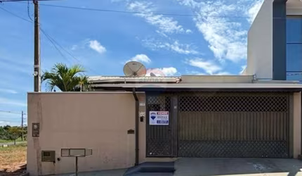 Casa para venda em Lívia de 180.00m² com 4 Quartos e 1 Suite