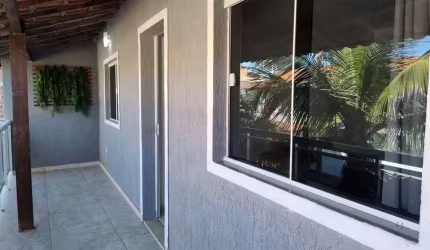 Apartamento para alugar em Peró de 75.00m² com 2 Quartos e 1 Suite