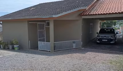 Casa para venda em Planta Deodoro de 90.00m² com 3 Quartos e 5 Garagens