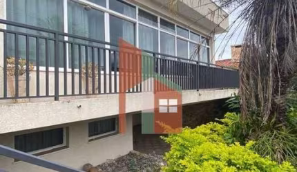 Imóvel Comercial para venda em Centro de 369.00m² com 5 Quartos, 1 Suite e 5 Garagens