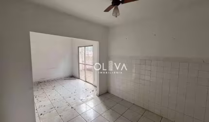Casa para venda em Conjunto Habitacional Costa Do Sol de 105.00m² com 3 Quartos, 1 Suite e 1 Garagem