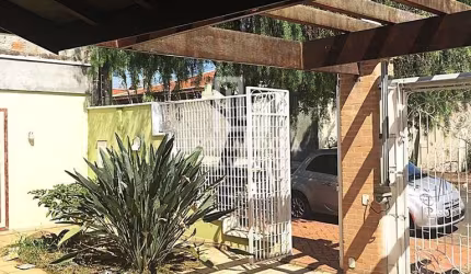 Casa para venda em Jardim Paulista de 210.00m² com 3 Quartos, 1 Suite e 3 Garagens