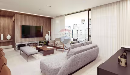 Apartamento para venda em Água Verde de 154.00m² com 3 Quartos, 3 Suites e 2 Garagens